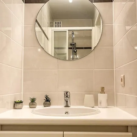 Apartment 3br Zeedijk Ocean View