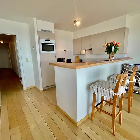 3br Zeedijk Ocean View